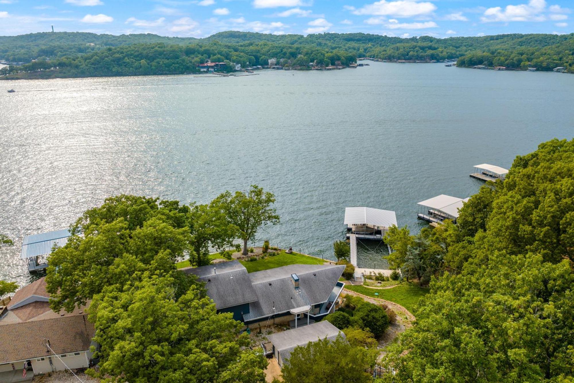 Sunsets Over Paradise Villa Osage Beach Exterior photo